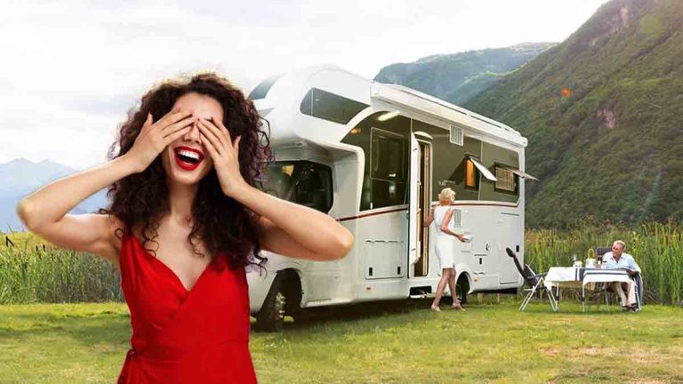 Camping-car Maxus Premium à petit prix, modèle tout équipé, idéal pour les voyages confortables.
