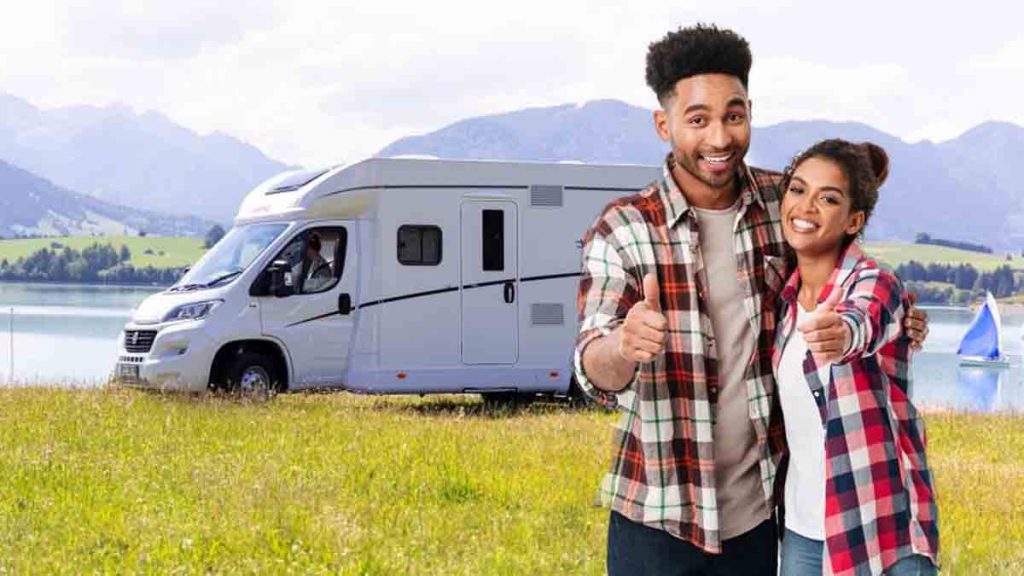 Camping-car Dethleffs Just 90 avec 5 couchages, idéal pour les vacances en famille