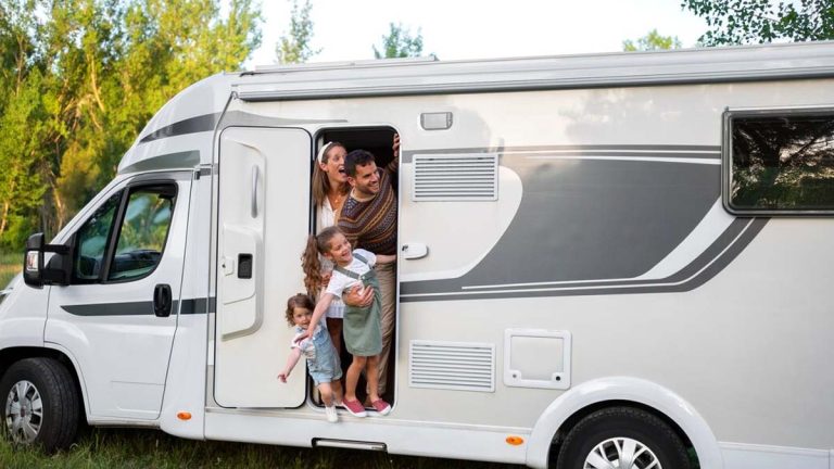 Camping-car : découvrez tous les secrets pour être plus autonome sur la route