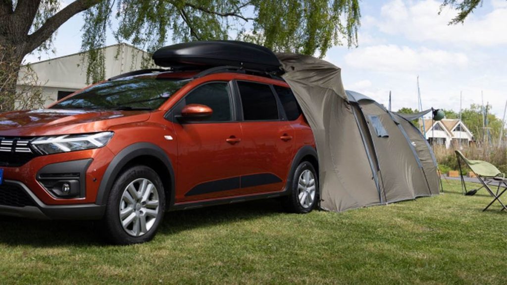 Dacia et la vanlife : pourquoi la marque ne règne pas sur ce marché ?