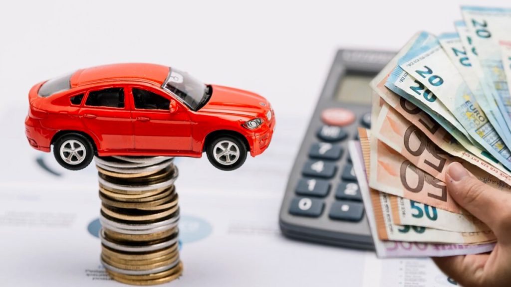 Découvrez comment faire baisser le coût de votre assurance auto en 2025