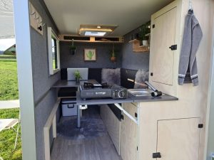Lutz Minicamper intérieur