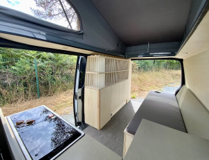 Moovly Van révolutionne le Volkswagen Transporter avec un architecte : un aménagement unique