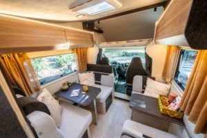 Camping-car Rimor sarus intérieur pensé premium