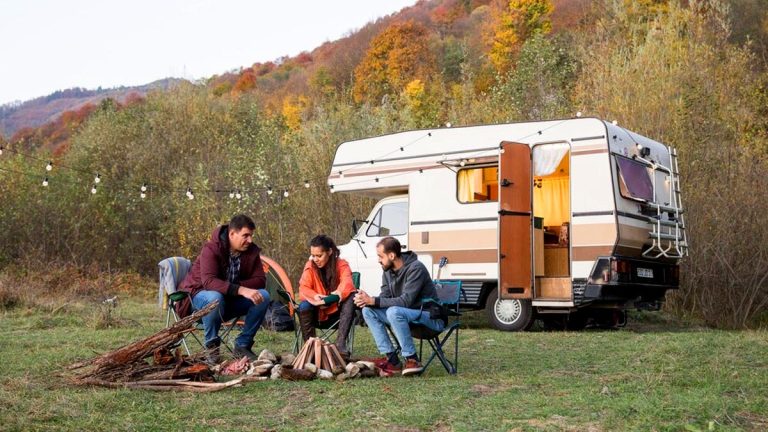 Camping-car : ces bons plans malins pour réduire vos dépenses en voyage