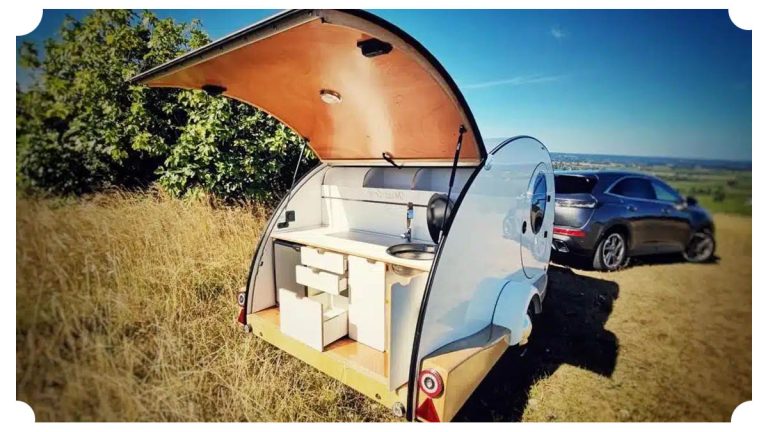 La Miss Drop répond à toutes nos attentes : la mini-caravane Teardrop de Passion Concept parfait pour partir à l'aventure en toute liberté
