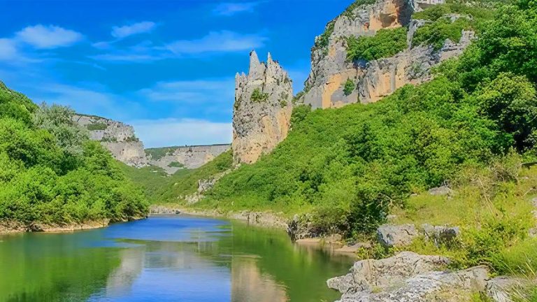 Top 5 des lieux magnifiques à découvrir en Drôme Provençale