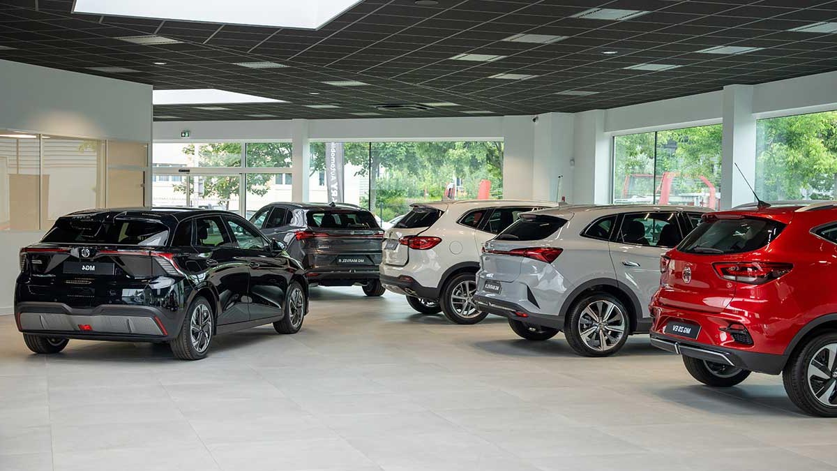 Acheter une voiture neuve moins chère qu’une occasion : jusqu’à 30 % d’économie, mais attention à ce piège