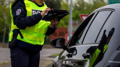 Arnaque à la facture : 46 000 € envolés, comment les automobilistes peuvent éviter cette escroquerie
