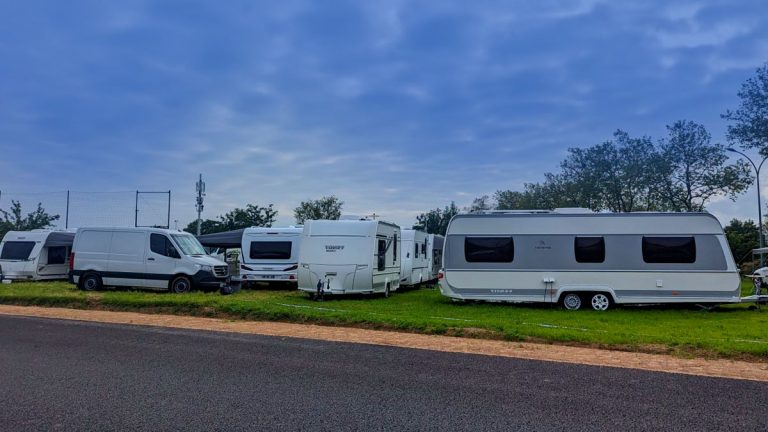 Gens du voyage : On entrera quand même , les pierres du maire ne suffiront peut-être pas à stopper l’installation