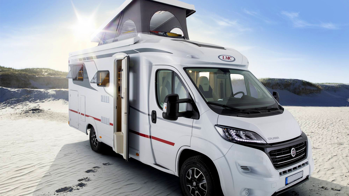 LMC Tracer : des camping-cars profilés qui pourraient faire oublier les fourgons aménagés