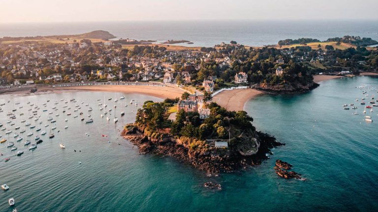 Road trip en Bretagne en camping-car : itinéraire complet au départ de Rennes pour 2 semaines de liberté entre terre et mer