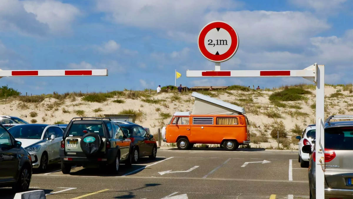 Cotentin : les camping-cars désormais interdits sur ce parking en bord de mer
