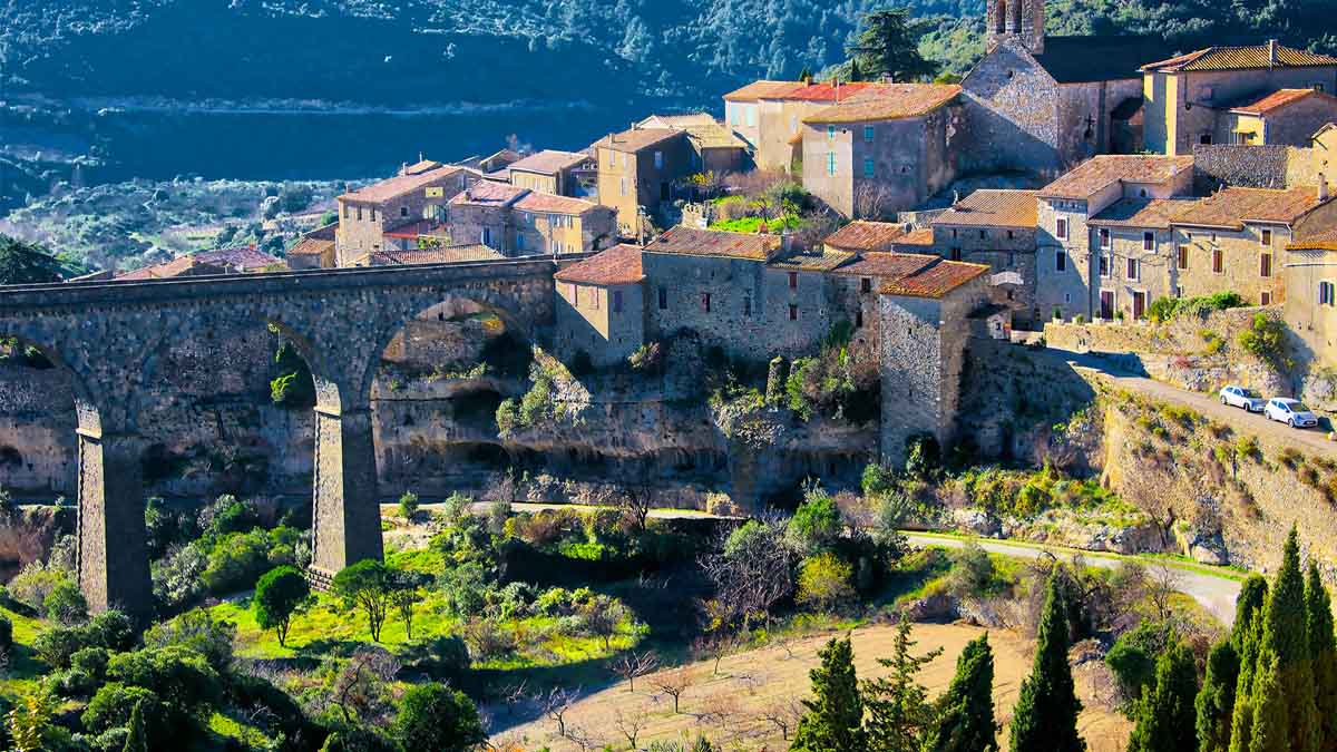 Dépaysement garanti dans ce village à 2h seulement de Toulouse qui ressemble à Marrakech