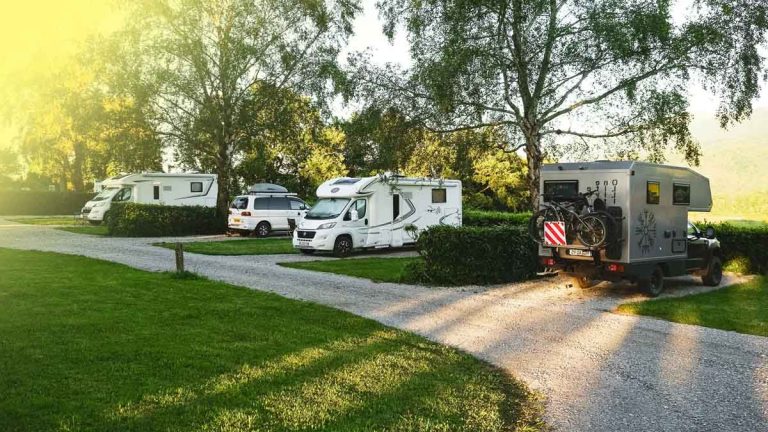 Lacanau modernise ses aires de camping-car : Camping-Car Park prend les commandes