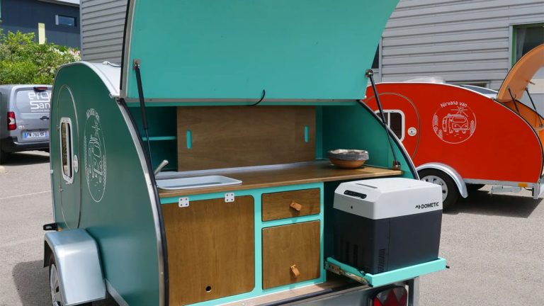 Nirvana Van : la mini-caravane éco-conçue et ultra légère fabriquée dans le sud de la France