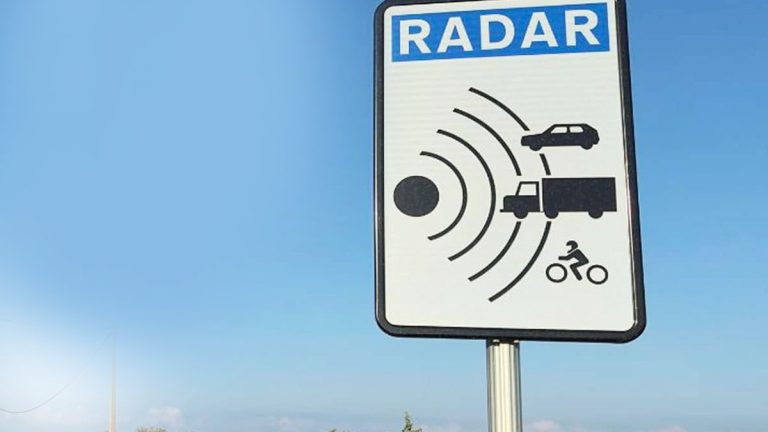 Voitures-radars privées : peuvent-elles vraiment verbaliser les camping-cars en toute discrétion ?