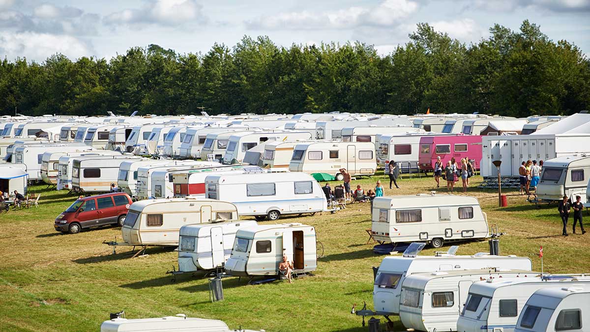 Gens du voyage dans les Vosges : 200 caravanes du groupe ont pris possession d’un terrain privé