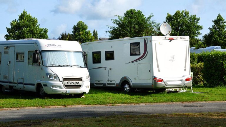L’aire de camping-car de Landerneau : nouvelle escale prisée des camping-caristes, les réservations en hausse