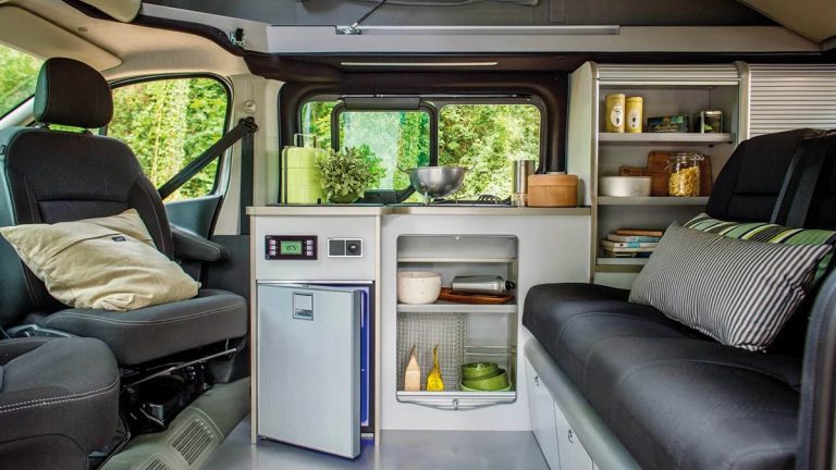 Réfrigérateur camping-car : absorption, compression, glacière… que faut-il vraiment choisir ?