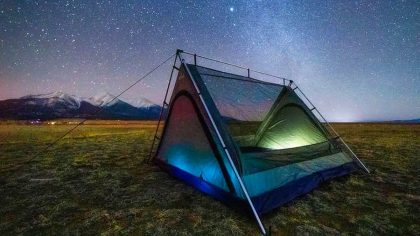 Sky View : la tente panoramique qui vous permet d’observer les étoiles sans sortir du sac de couchage