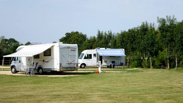 Succès fou à La Rochelle : l’aire pour camping-cars affiche complet avant même la haute saison
