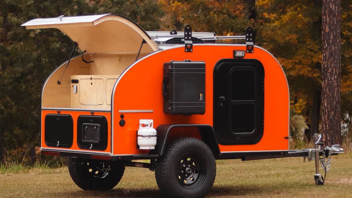 The Rambler : un week-end suffit pour construire cette mini-caravane en kit à 3 000 € façon IKEA