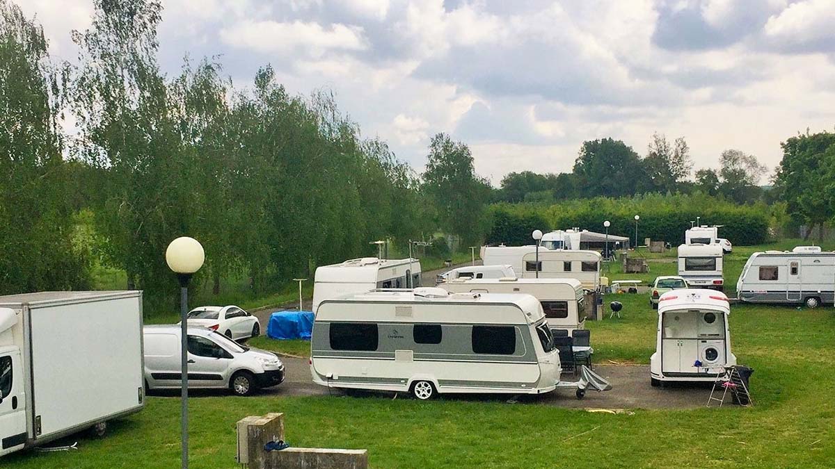300 caravanes de gens du voyage délogées par les forces de l’ordre