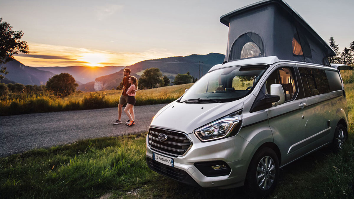 Cette célèbre marque de camping-cars compacts surprend avec des modèles originaux