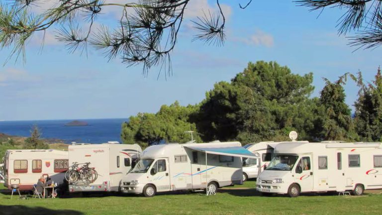 Côtes-d’Armor : cette perle bretonne sacrée village préféré des camping-caristes en 2024