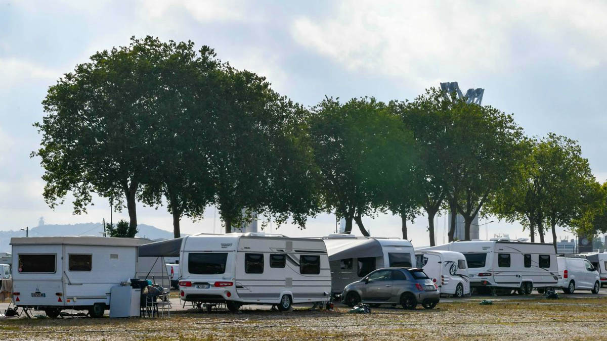 Finistère : stationnement sauvage et nuisances, les habitants dénoncent les gens du voyage