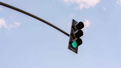 Code de la route : la faute au feu vert qui peut vous coûter 750 €
