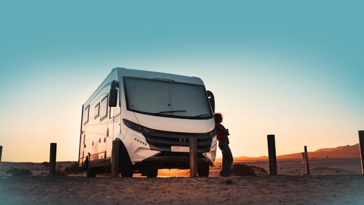Vacances en camping-car : découvrez la nouvelle aire avec piscine à Cazilhac (Aude)