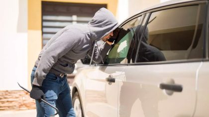 Vol de pièces détachées : ce que les voleurs ciblent en priorité dans votre voiture, ni autoradio ni jantes